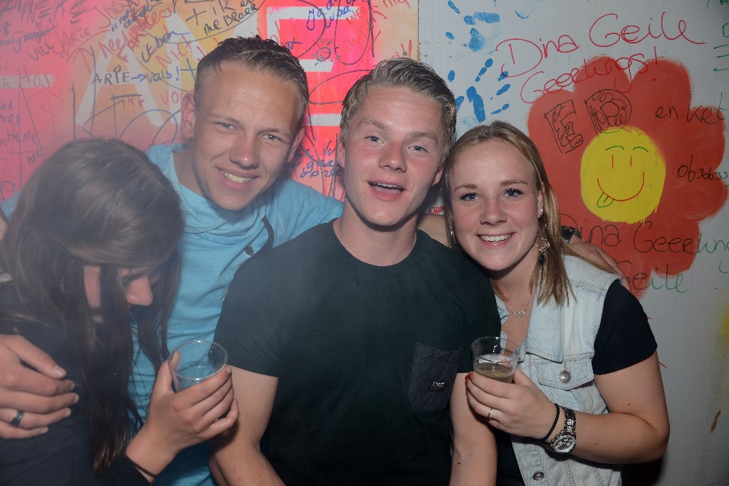 ../Images/Feest zonder naam 2015 232.jpg